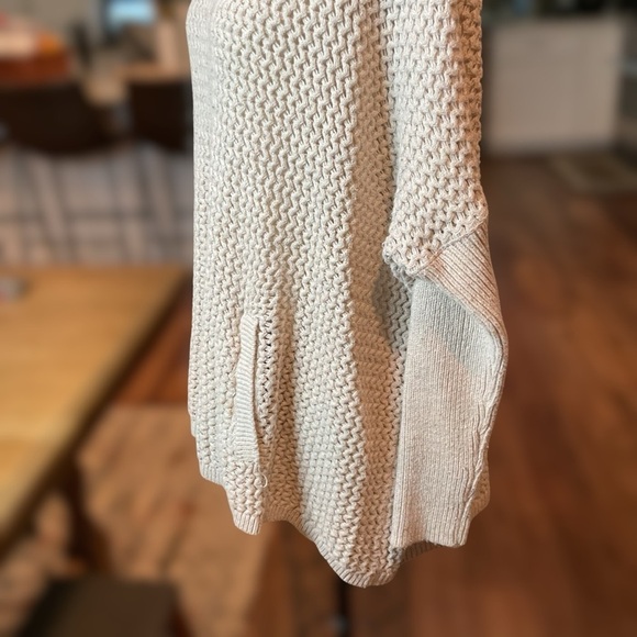 LOFT Turtleneck Pullover Oatmeal Chunky Knit Sweater Size Medium - Picture 3 of 9